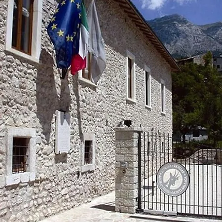 Апартаменты Ai Piedi Del Gran Sasso *