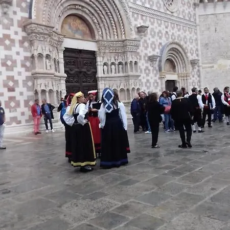 Ai Piedi Del Gran Sasso Appartement *